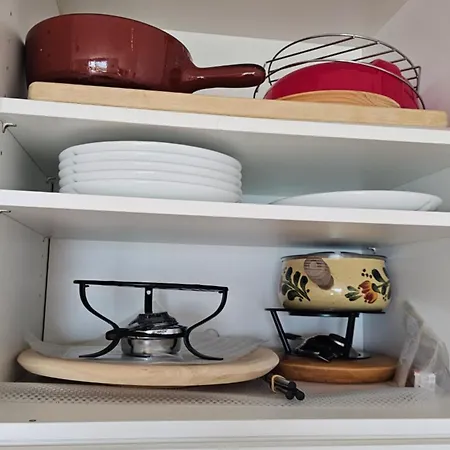 Meuble A Louer A 4* Nax